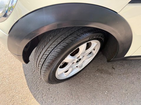 Mini Hatch 1.6 Cooper Steptronic Euro 4 3dr 32