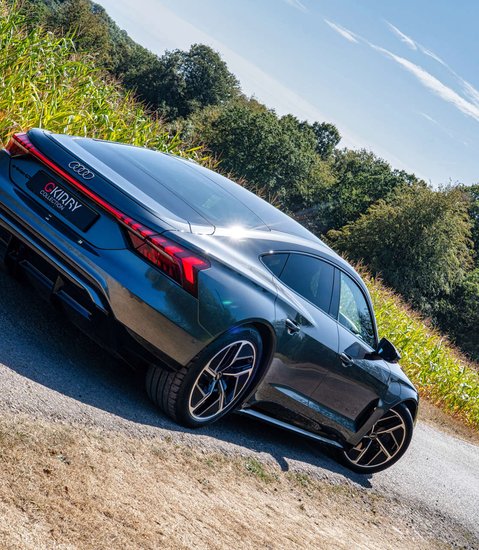 Audi E-Tron GT e-tron GT Quattro 4WD 4dr 1