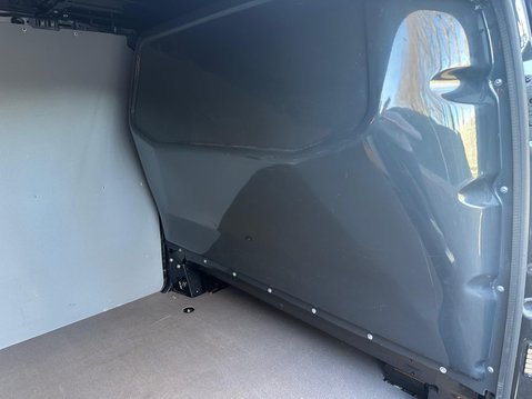 Mercedes-Benz Vito 119 PREMIUM L1 16