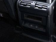 Land Rover Defender 3.0 Defender XS Edition D MHEV A 4WD 5dr 43