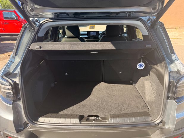 Jeep Avenger SUMMIT 12