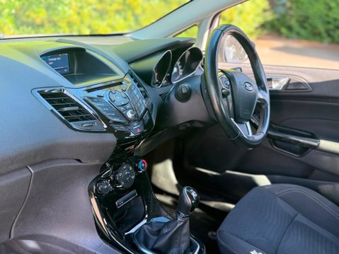 Ford Fiesta 1.0T EcoBoost Zetec Euro 6 (s/s) 5dr 10