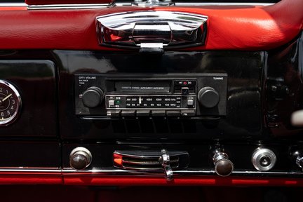 Mercedes-Benz SL 190SL CONCOURS RESTORED 18