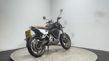 Vmoto Soco SUPER 2022 3K ELECTRIC 50CC RIDES WELL EBIKE AUTO BIKE 2