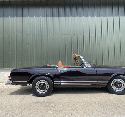 Mercedes-Benz W113 280SL