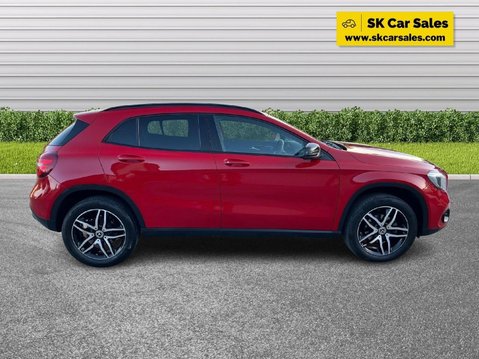 Mercedes-Benz GLA 1.6 GLA180 Urban Edition Euro 6 (s/s) 5dr 4