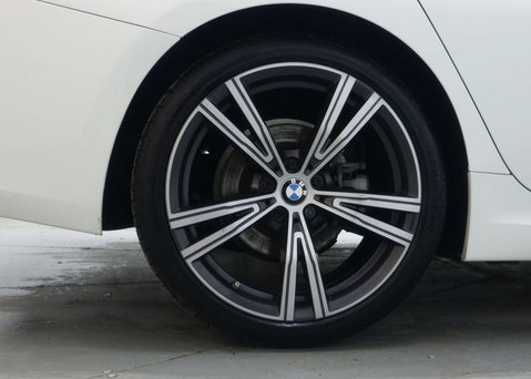 BMW 3 Series 2.0 320i M Sport Saloon 4dr Petrol Auto Euro 6 (s/s) (184 ps) 13