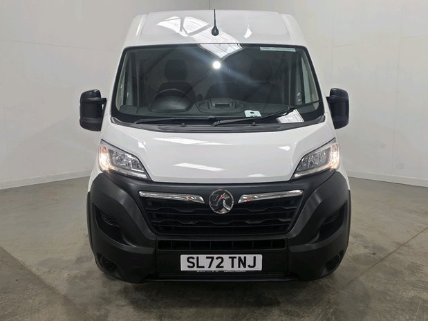 Vauxhall Movano Vauxhall Movano 3500 L3 Diesel FWD 2.2 Turbo D 140ps H2 Dynamic Van 6