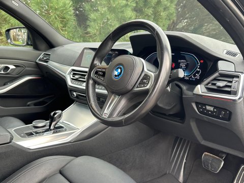 BMW 3 Series 2.0 330e 12kWh M Sport Auto Euro 6 (s/s) 4dr 4