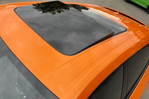 Lamborghini Urus V8 - ORANGE -AKRAPOVIC EXHAUST -PAN ROOF -B&O-MASSAGE SEATS-BLIND SPOT -ACC 18