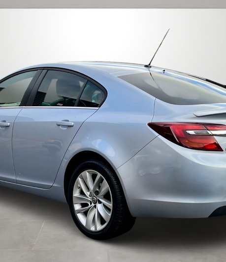 Vauxhall Insignia 1.8i VVT SRi 5dr