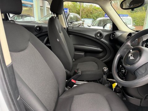 Mini Countryman 1.6 Cooper Euro 6 (s/s) 5dr 22