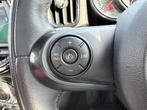 Mini Countryman 1.5 COOPER 25