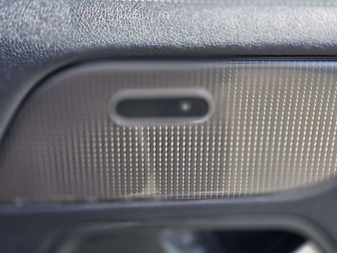 2020 Mercedes-Benz GLA thumbnail 19