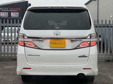 Toyota Vellfire GOLDEN EYES II V6 6
