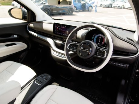 Fiat 500e LA PRIMA