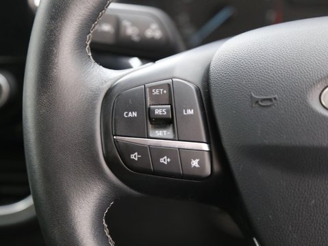 Ford Fiesta 1.0T EcoBoost Active 1 Euro 6 (s/s) 5dr 11