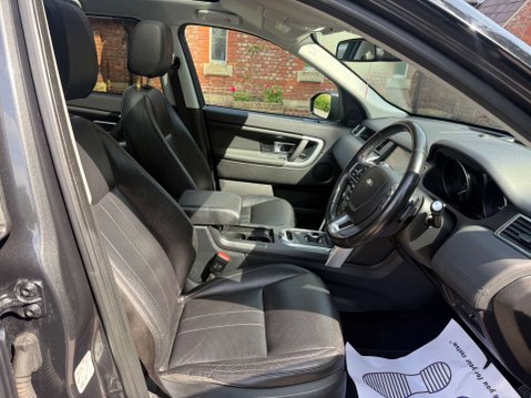 Land Rover Discovery Sport 2.0 Discovery Sport Black HSE SD4 Auto 4WD 5dr 33