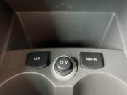 Volkswagen Polo 1.4 TDI SE DESIGN BLUEMOTION 17