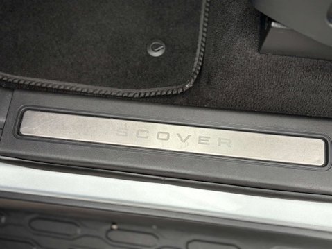 Land Rover Discovery 3.0 Discovery HSE SDV6 Auto 4WD 5dr 76
