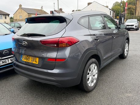 Hyundai TUCSON GDI SE NAV 6