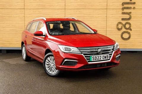 MG MG5 EXCLUSIVE 1