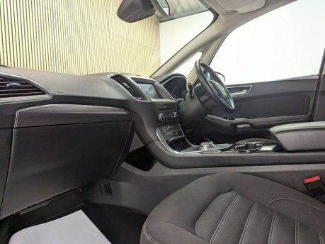 Ford Galaxy 2.0 Galaxy Titanium EcoBlue Auto 5dr 37