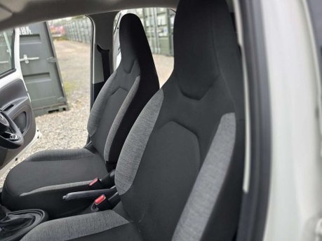 Toyota Aygo X 1.0 VVT-i Pure Hatchback 5dr Petrol x-shift Euro 6 (s/s) (72 ps) 29