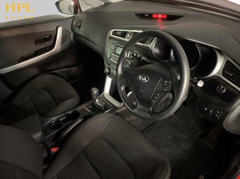 Kia Ceed 1.6 CRDi 1 Hatchback 5dr Diesel Manual Euro 6 (s/s) (134 bhp) Air Con - Al 12