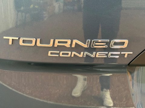 Ford Grand Tourneo Connect 1.5 EcoBlue Zetec Auto Euro 6 (s/s) 5dr 44