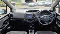 Toyota Yaris 1.5 VVT-h Icon Tech Hatchback 5dr Petrol Hybrid E-CVT Euro 6 (s/s) (100 ps) 12