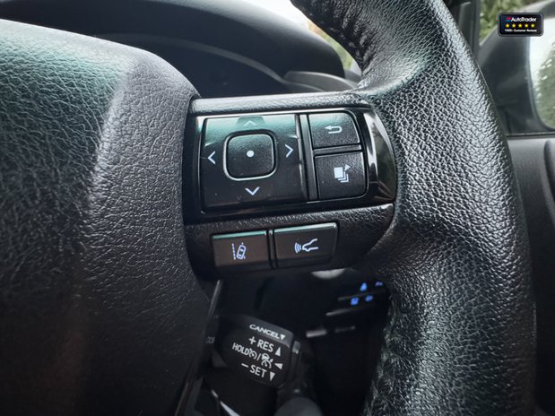 Toyota Hilux Invincible X | AUTO | D-4D | Camera | Nav | 2.8 LT | No VAT| 23