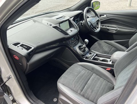 Ford Kuga 2.0 Kuga ST-Line TDCi 5dr 38