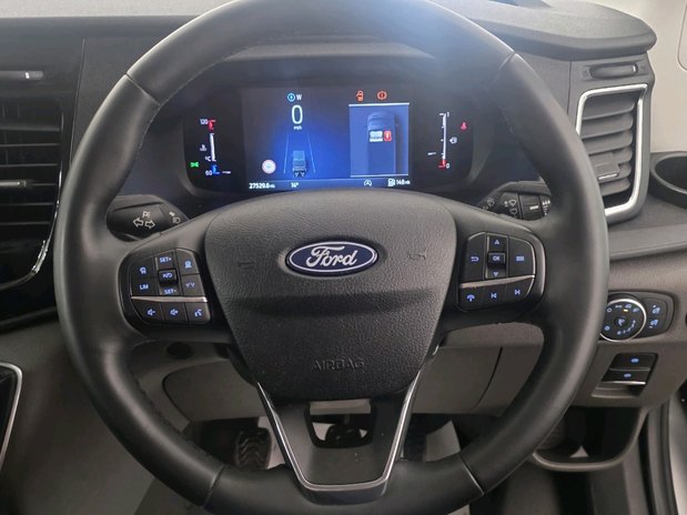 Ford Transit Ford Transit 2.0Eco-blu 165PS 350 L4H3 Limited RWD 18