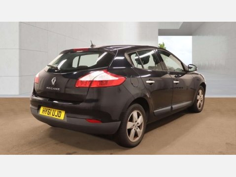Renault Megane 1.6 16V Dynamique TomTom Hatchback 3dr Petrol Manual (163 g/km, 110 bhp) 4