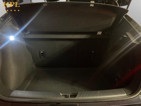 MG MG4 64kWh SE Long Range Hatchback 5dr Electric Auto (203 ps) Air Con - Alloy Wh 20