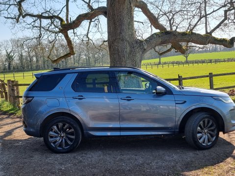 Land Rover Discovery Sport R-DYNAMIC SE MHEV 3