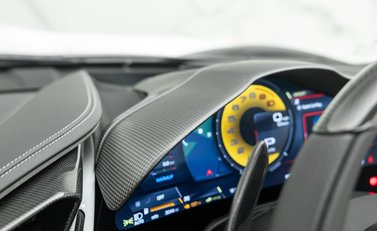 Ferrari SF90 Spider 24