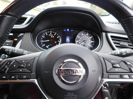 Nissan Qashqai 1.3 DIG-T ACENTA PREMIUM 5 Dr 13