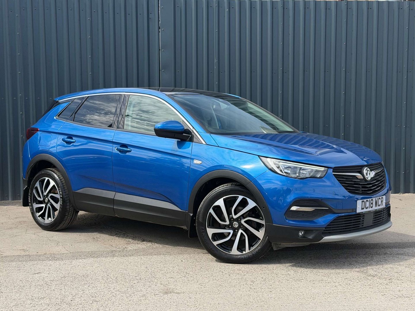 Vauxhall Grandland X dealer public-web source image