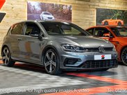 Volkswagen Golf 2.0 Golf R TSi Semi-Auto 4WD 3dr 4
