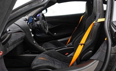 McLaren 765LT V8 SSG 10