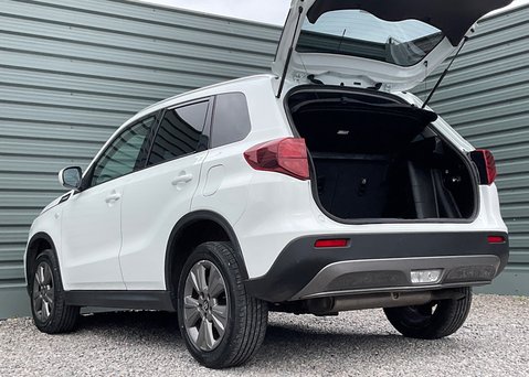 Suzuki Vitara SZ-T BOOSTERJET ALLGRIP MHEV 13