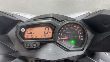 Yamaha XJ6 2010 20K NEW MOT PERFECT A2 BIKE COMMUTER 600CC XJ6 15