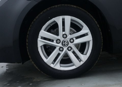 Toyota Corolla 1.8 Corolla Icon HEV CVT 5dr 15