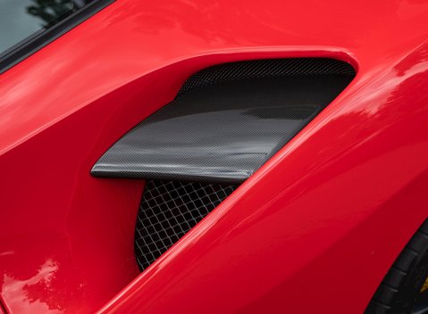 Ferrari 488 GTB 24
