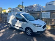 Ford Transit Courier TREND 1.5 TDCI Van 2