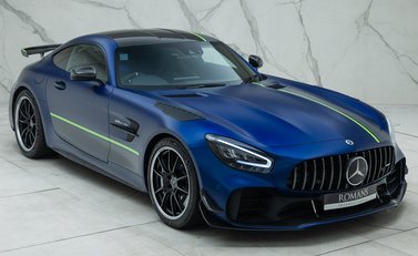 Mercedes-Benz AMG GT R PRO 11