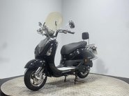 Lexmoto Valencia 2013 8K RUNNING CUSTOM SCOOTER LEARNER SCOOTER 125CC BIKE 6