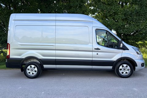 Ford Transit 350 L3 H3 Limited 130 ps Automatic Panel Van - 360 Cameras / Sat Nav 10